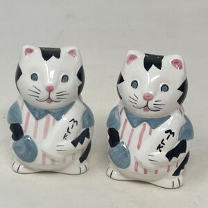 Vintage Cat Salt & Pepper Shakers Happy Cat w/Milk by Asia Master Ceramic Kitty